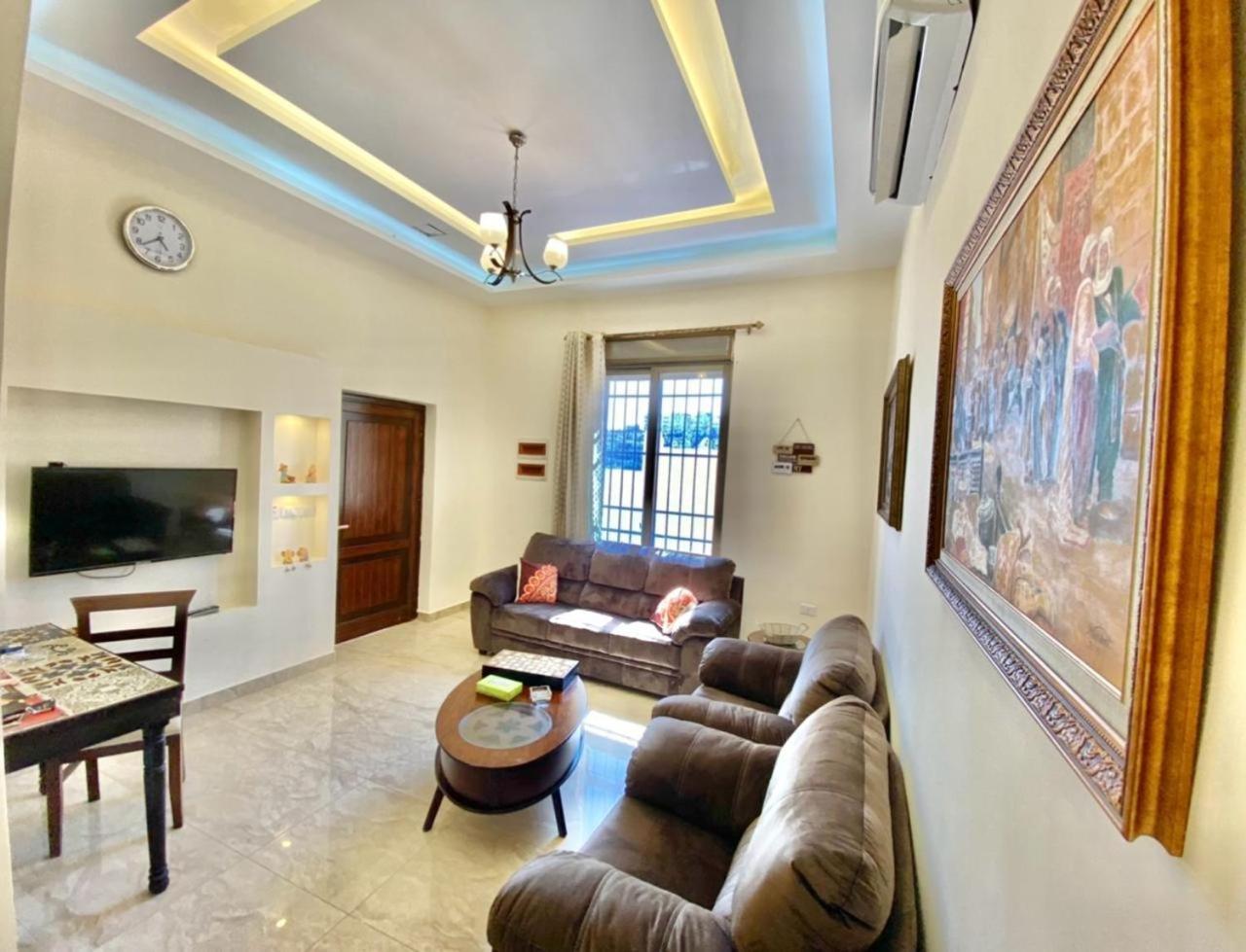Villa Mira Guesthouse 1 - Downtown Central Amman - Al Diyrih Exterior foto