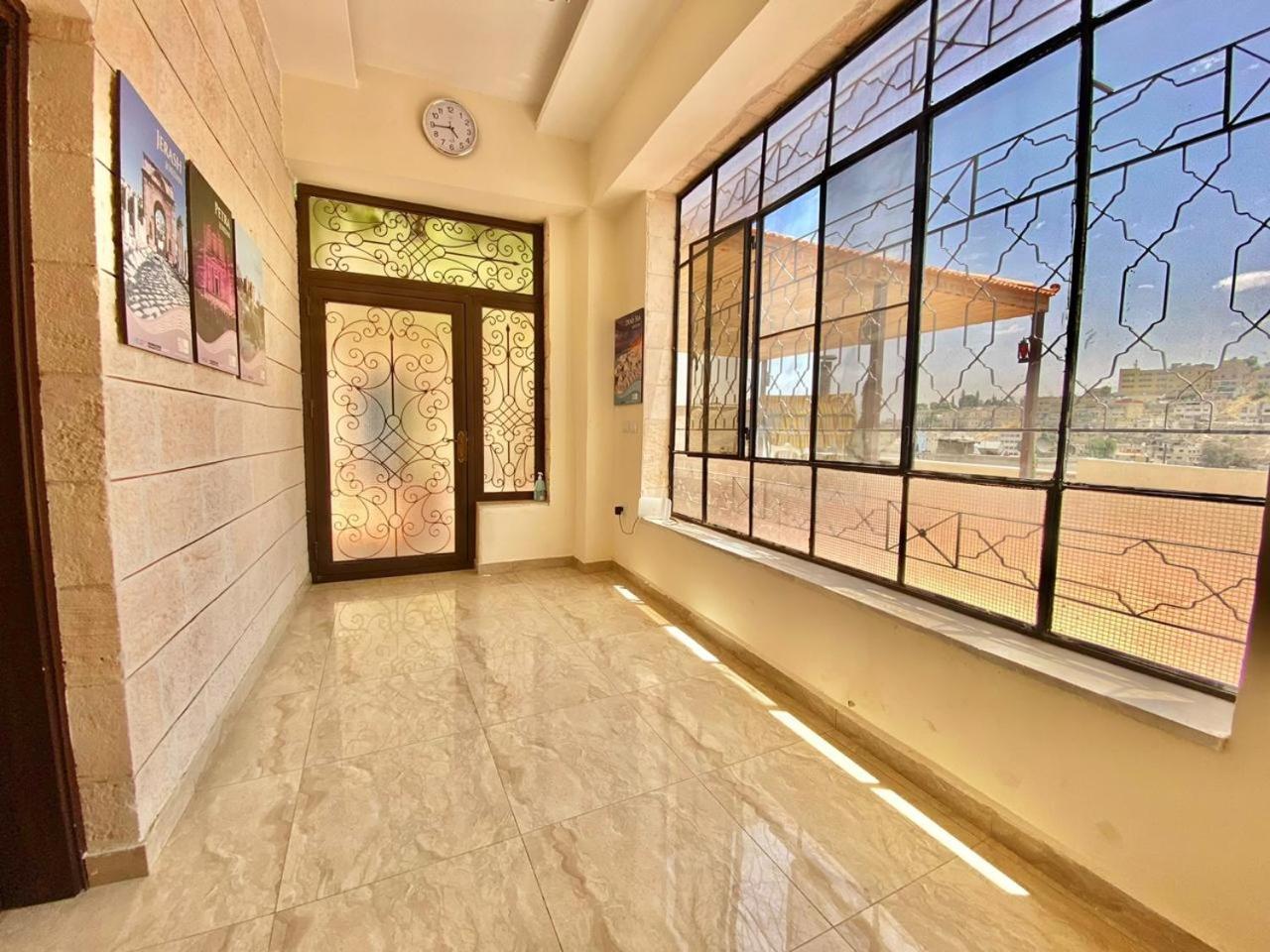 Villa Mira Guesthouse 1 - Downtown Central Amman - Al Diyrih Exterior foto